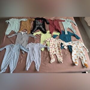 12 PIECE BABY BOY 0-3 MONTHS SLEEPER SUIT BUNDLE